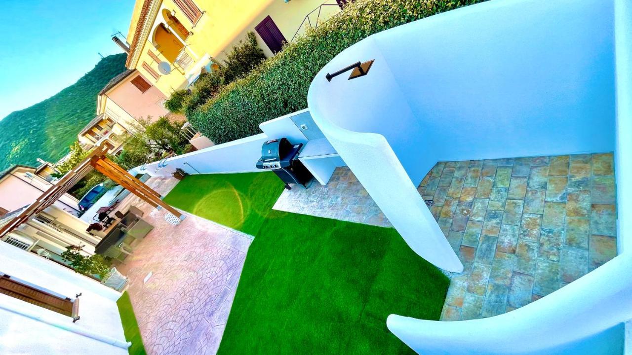 Ferienwohnung Le Residenze Del Mare Monolocale N6 La Caletta Exterior foto